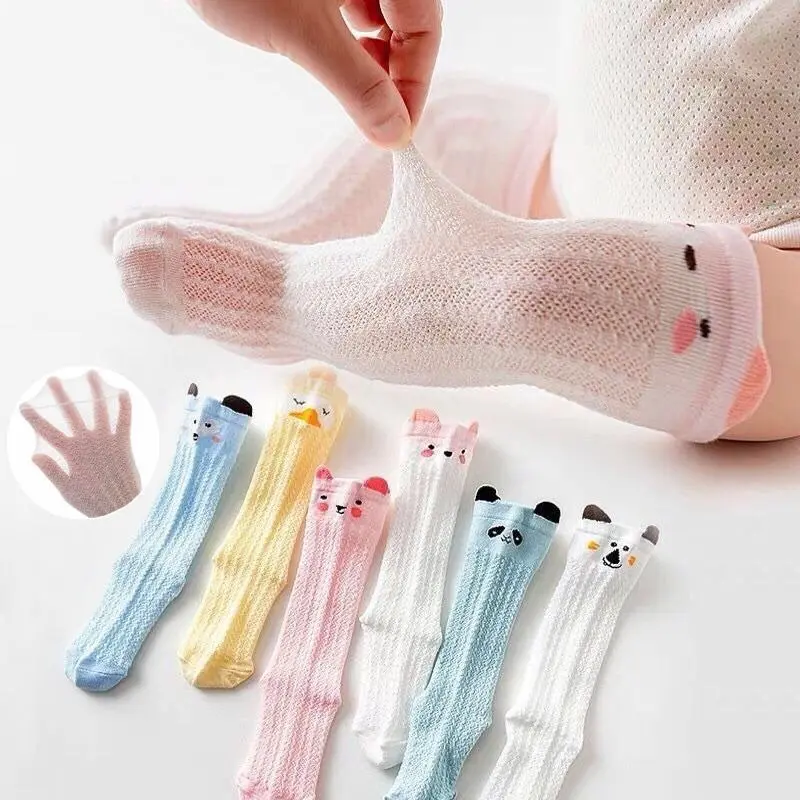 Vớ Lưới Hè Thu Cổ Cao Chống Muỗi, Bảo Vệ Chân Bé, Có Gai Chống Trượt, Thoáng Mát, Hoạ Tiết Con Vật Dễ Thương