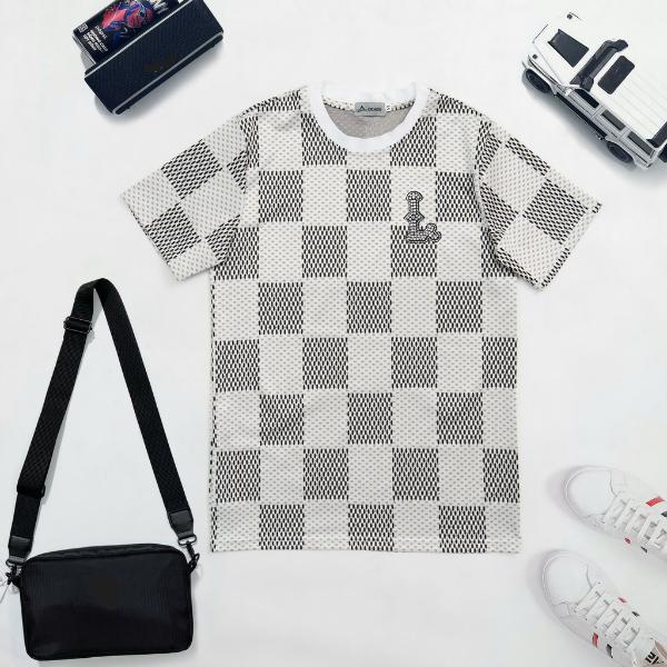 Product Introduction of Áo thun nam nữ Luôn vui tươi cổ tròn họa tiết caro logo đính đá vải umi dệt form dáng trẻ trung hot 2025_PL02 3