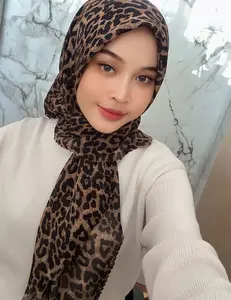 LEOPARD SQUARE ( segiempat leopard murah Muslim Jilbab Polycotton )