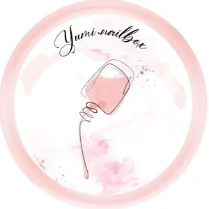 Yumi Nailbox