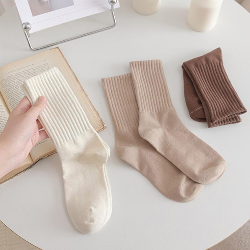Tất Nữ, Màu Đen Trắng, Tất Ống Giữa, Phong Cách Mùa Thu Đông, Xu Hướng Ins Hàn Quốc Và Nhật Bản, Làm Bằng Bông, Màu Cà Phê, Tất Thiết Kế Cổ Điển Thích Hợp Cho Học Sinh, [TTSS] 0