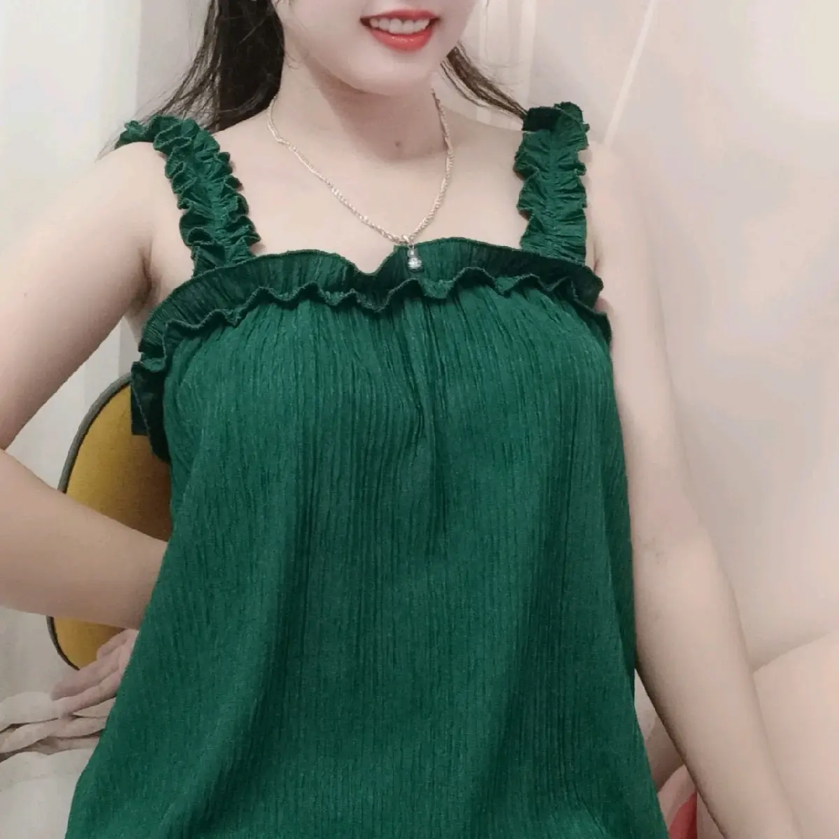 Set bộ đồ mặc nhà áo hai dây nhún bèo quần đùi, thun xốp nhật mềm mại, co giãn bốn chiều, bảng màu  tôn da dễ thương dành cho nàng. Thời Trang Tuyết Nhi. Nữ Top Lịch Voi Nhung Women