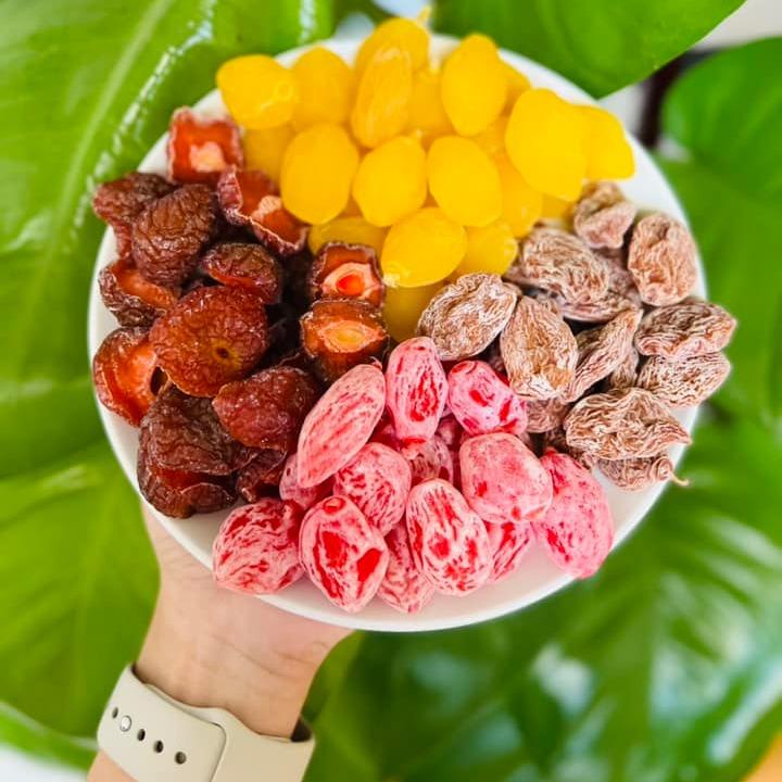  Hộp 500g Xí muội Đào TỨ VỊ cao cấp  Đào bao tử đào hồng núi anh đào chẻ đôi đào vàng  Snack Thức Ăn 