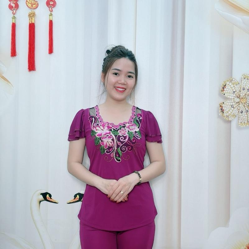 A55 Đồ bộ thun nữ trung niên áo thêu hoa, tay cánh tiên hai tầng Women thương hiệu đồ bộ Hải Sơn