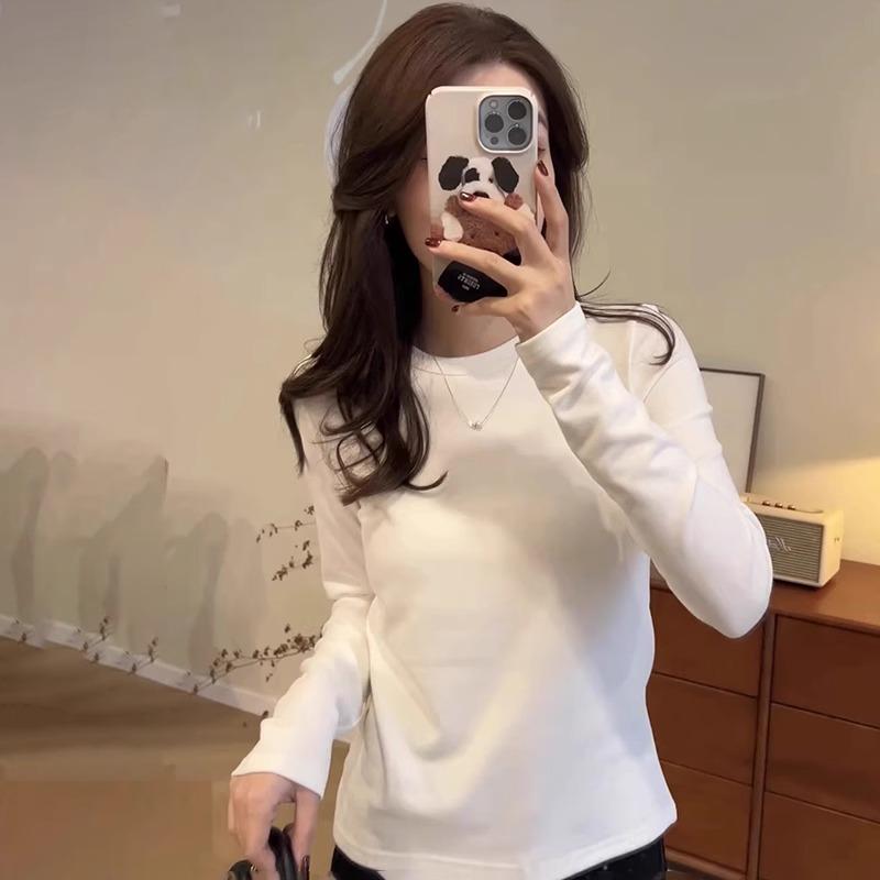 Product Introduction of White German velvet bottoming shirt for women's autumn and winter polished thickened inner thermal round neck front shoulder long-sleeved T-shirt card waist top 1