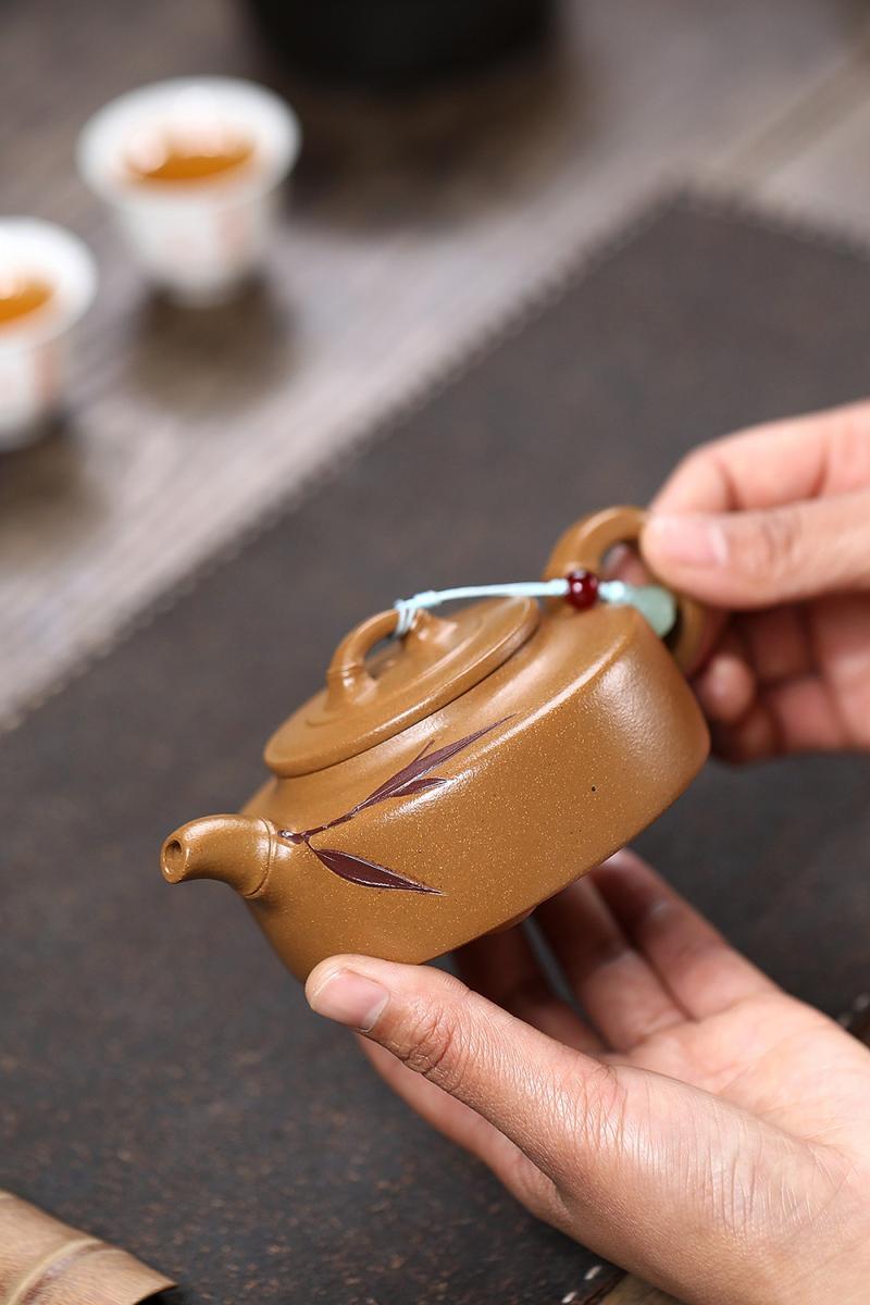Product Introduction of Authentic Yixing Zisha Teapot - 100% Handmade Chinese Tea Set for English Breakfast/Earl Grey (Premium Gift for CNY/Mid-Autumn) 6