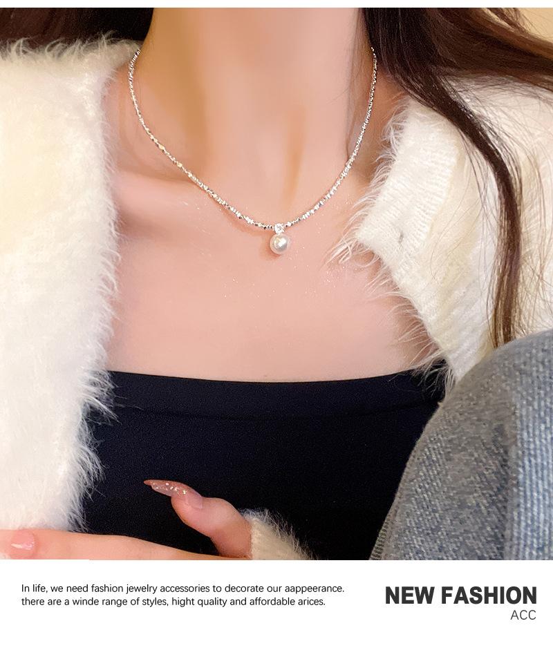 Product Introduction of Light Luxury Minority Design Small Pieces of Silver Pearl Necklace Female Temperament High Sense Clavicle Chain All-Match Super Hot Necklace Accessories 6