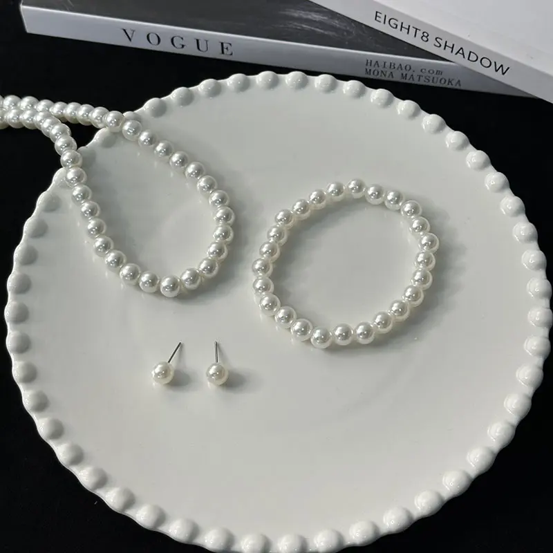 Glass Pearl Jewelry Set for Women Necklace Earrings Bracelet Three-Piece Set Gift for Mom Beautiful Wedding Photo Accessories