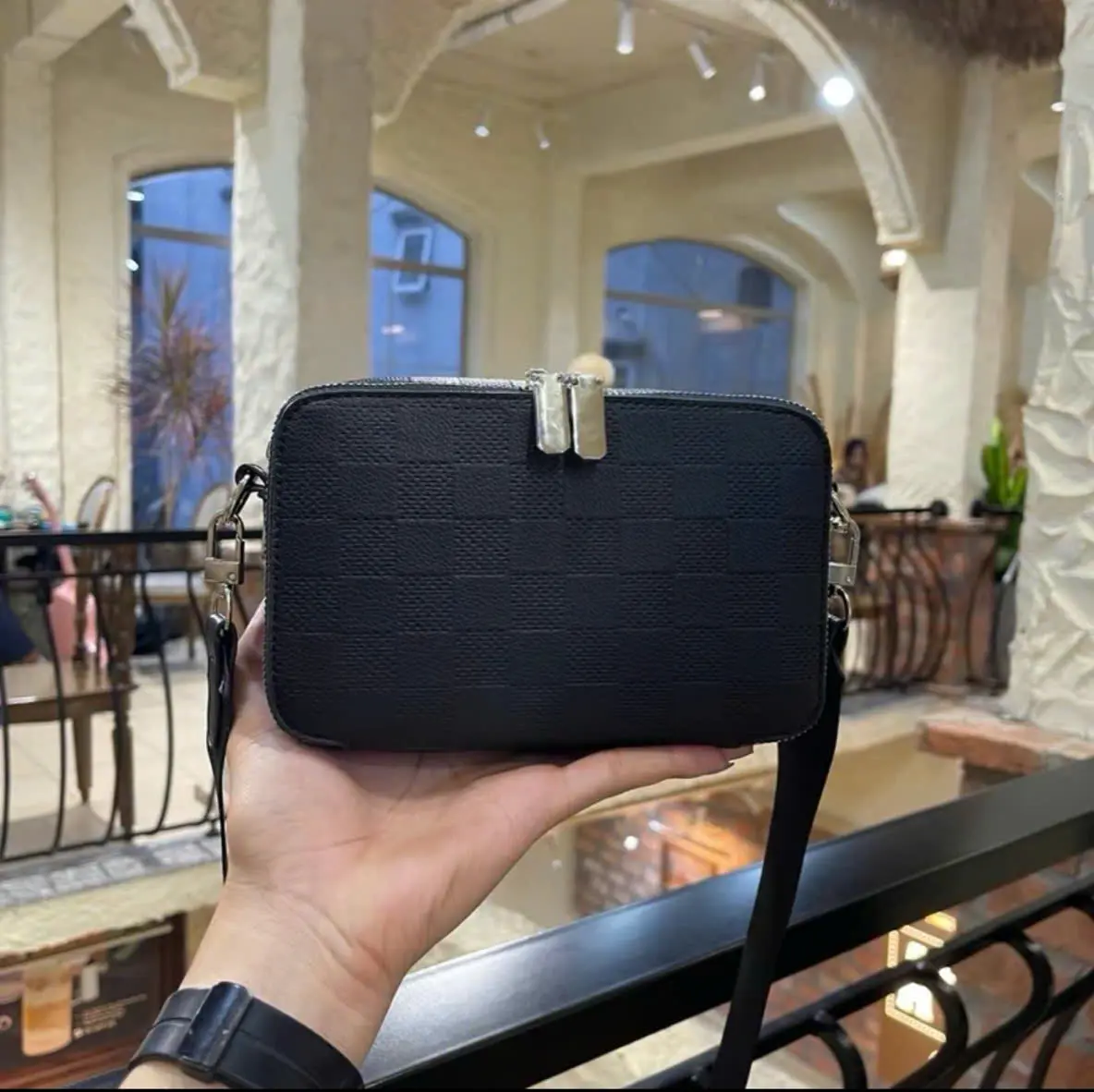 Túi cốp kẻ đeo chéo Nam nữ có ngăn để thẻ hàng cóbox và không box Da