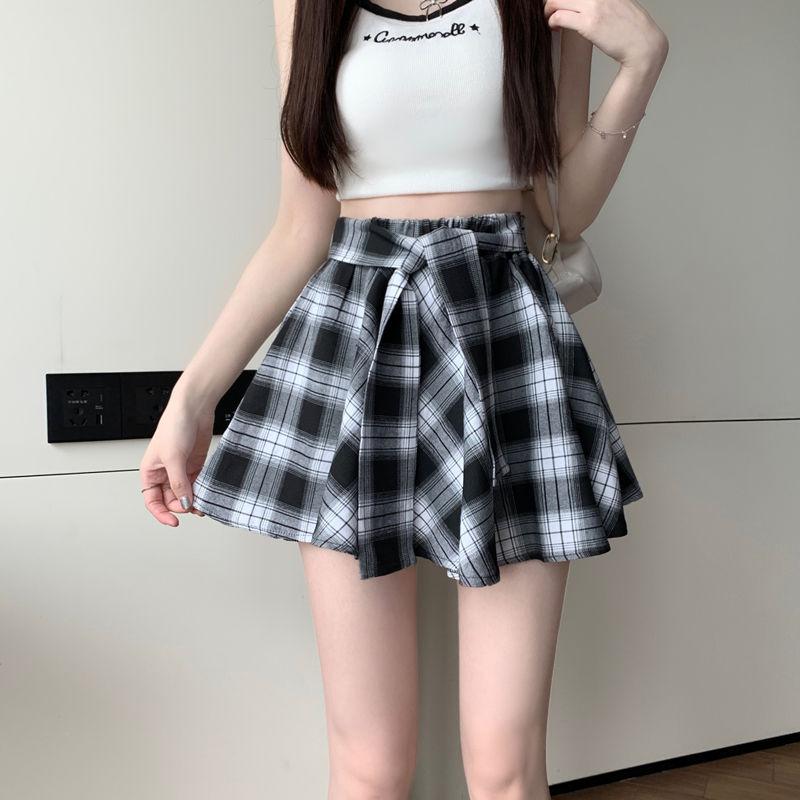 Product Introduction of Irregular Retro Plaid Skirt for Women, Summer Versatile Slimming Anti-Exposure American Style Hot Girl A-Line Pleated Short Skirt 21