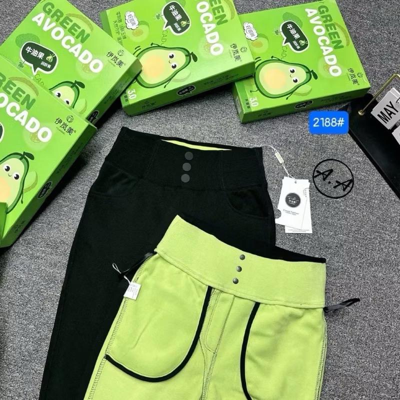 Product Introduction of [Có Lót Lông] Quần legging bơ AVOCADO Chuẩn Hàng QC Lót Lông Nỉ cạp cao nâng mông siêu tôn dáng - Nữ 3