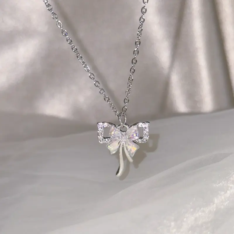 New Colorful Butterfly Necklace for Women, Niche Design, Elegant and Simple Versatile Clavicle Chain