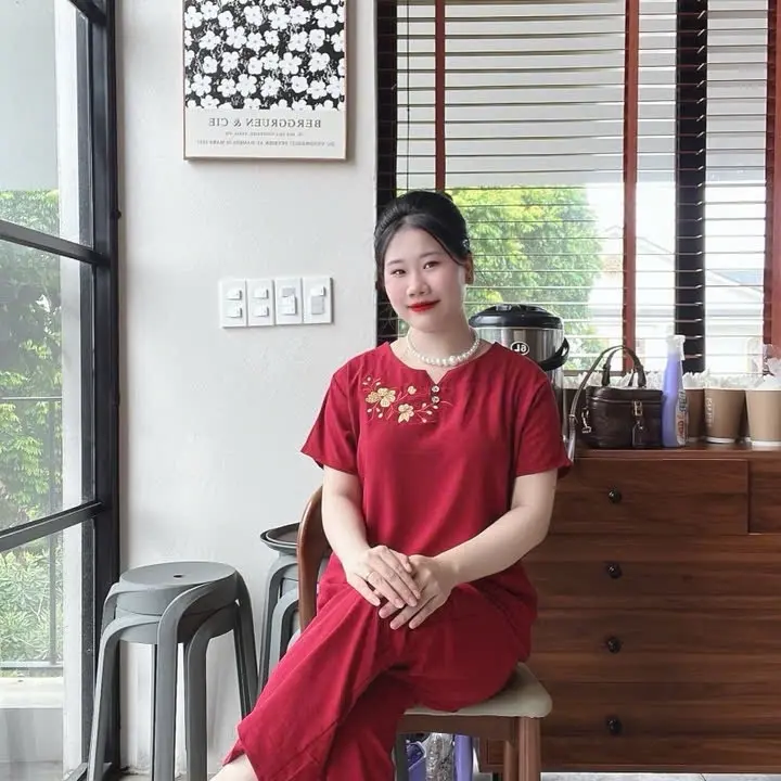 Bộ đũi tay cộc quần dài thêu hoa dành tặng bà và mẹ,chất đũi mát mềm,set Áo Nữ Voi 4