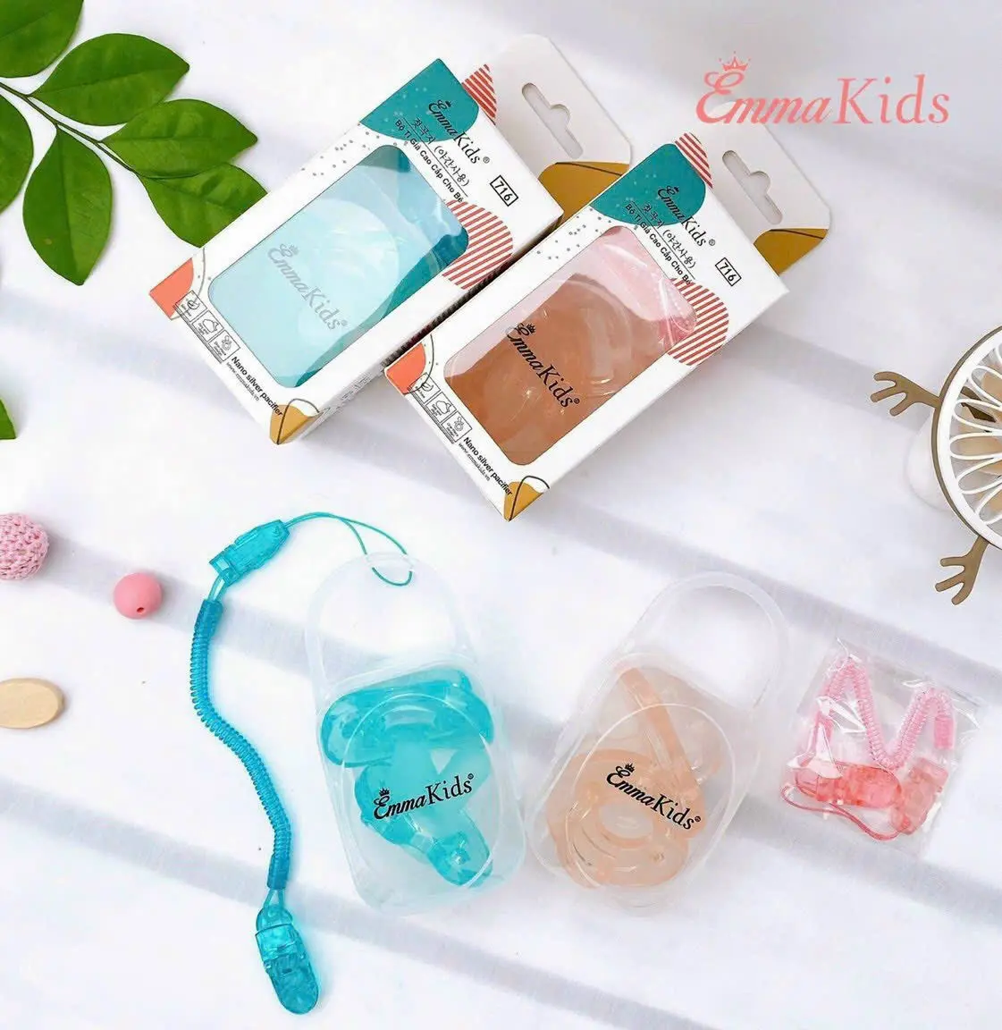 ( Tặng Kèm Dây Đeo) Bộ 2 Núm Ty Emma Kids Ngày Và  Đêm Cho Bé Từ Sơ Sinh