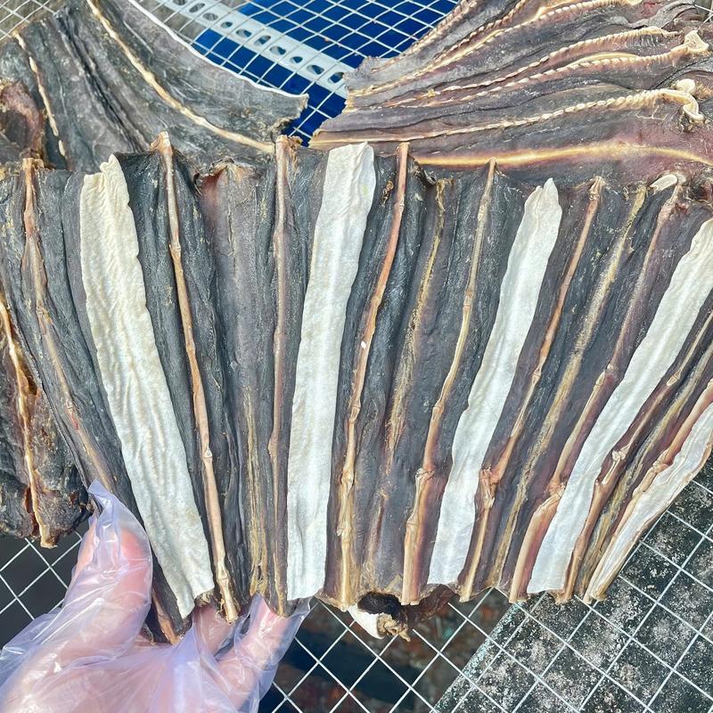 500g Khô Cá Đuối Đen Cắt Khúc Cà Mau – Đặc Sản Chuẩn Vị Biển 1