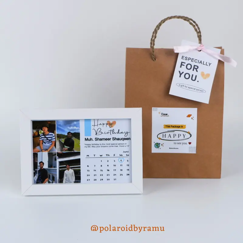 CETAK FOTO PLUS BINGKAI KACA MINIMALIS / BINGKAI / KADO COSTUM ULANG TAHUN / BIRTHDAY / WISUDA / GRADUATION / PERNIKAHAN / WEDDING / ANNIVERSARY / UCAPAN TERIMA KASIH / HAMPERS 7
