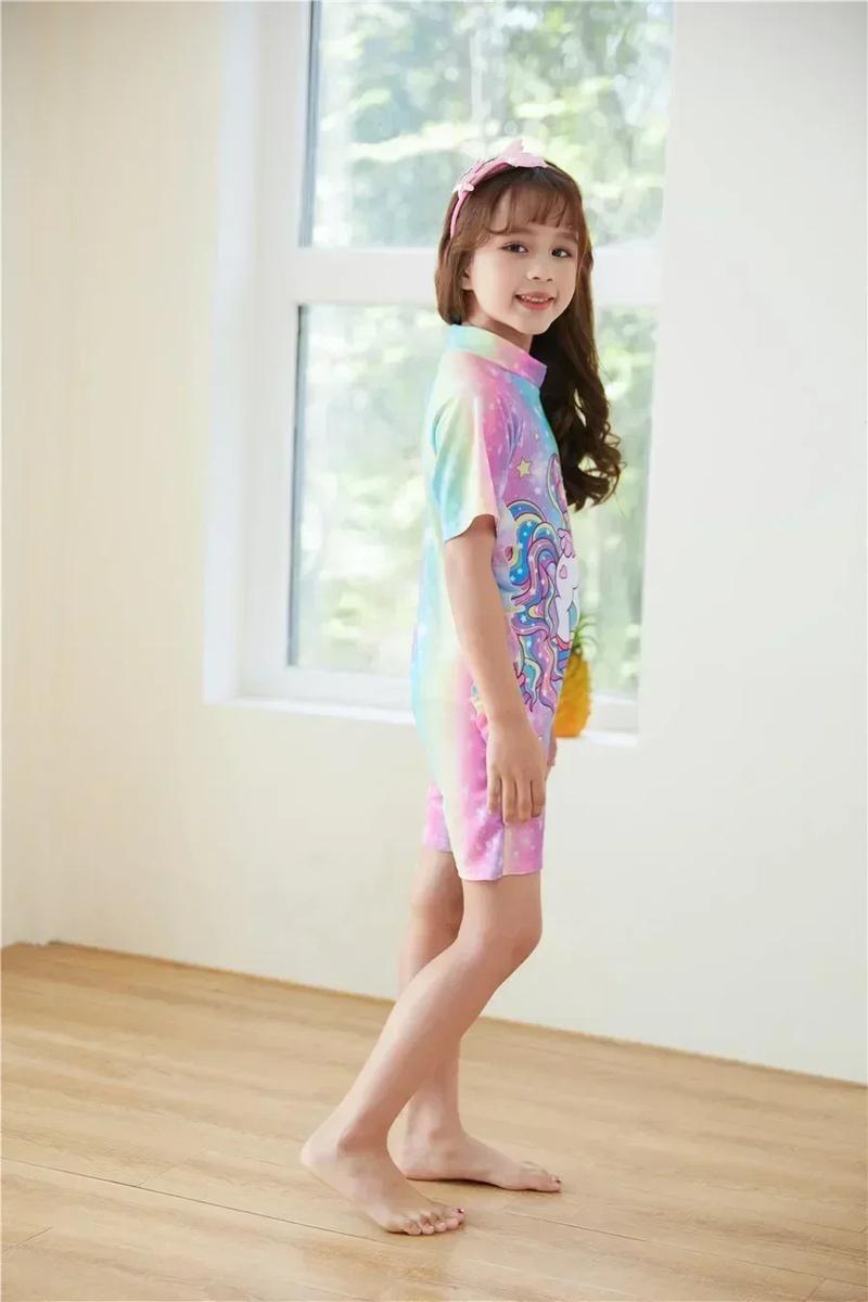 Product Introduction of Conservative Swimsuit 2024 One-piece Girl's Short-sleeved Shorts Swimsuit Cartoon Cute Children's Swimsuit Baby Girl 19