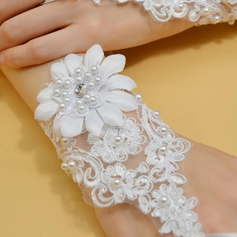 3pcs Romantic Pearl & Lace Bridal Gloves - Adjustable Hook Finger Design with Elegant Floral Patterns, Ideal for Weddings Valentine's Day Gift Girlfriend or Bride, Bridesmaid Gifts 2
