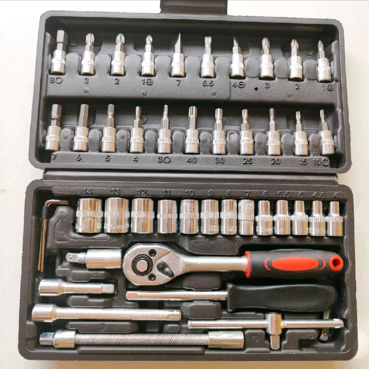 Bộ tuýp sửa chữa 46 món dùng để vặn đai ốc 1/4