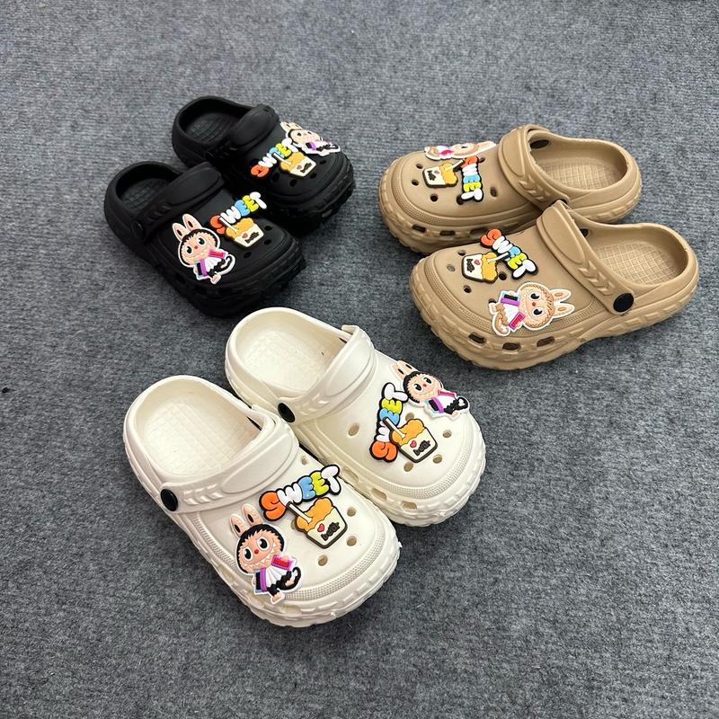 [Mẫu Mới-Phom chuẩn Đẹp loại 1]Dép Sục LABUBU Hottren Cho bé trai và bé gái. Giày xăng đan cho bé Nhẹ Êm chân  dễ Thương đẹp mắt. đế Nhiều rảnh chống trơn trượt.m.chất liệu nhựa cao cấp