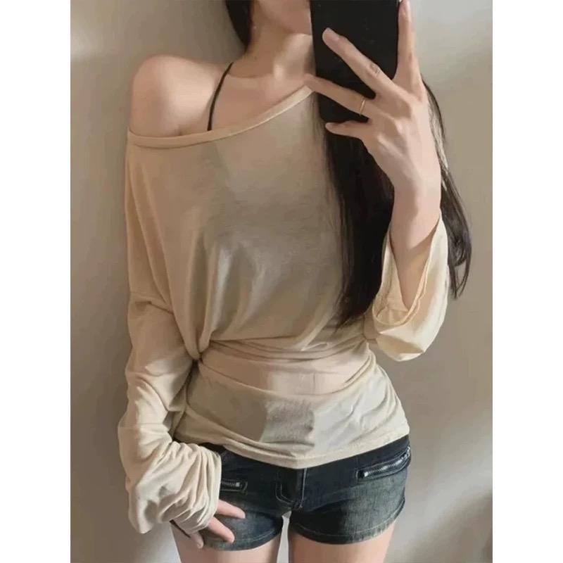 Áo thun trễ vai cột nơ chiết eo dài tay(Freesize dưới 55kg )TẶNG KÈM ÁO YẾM