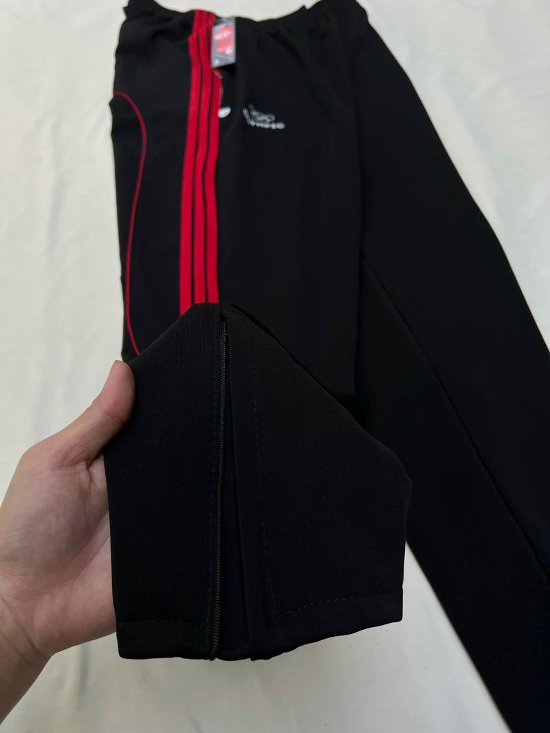Product Introduction of Quần dài 3 sọc  thun poly co dãn 4 chiều khoá kéo ống quần Nam Menswear Ong 4