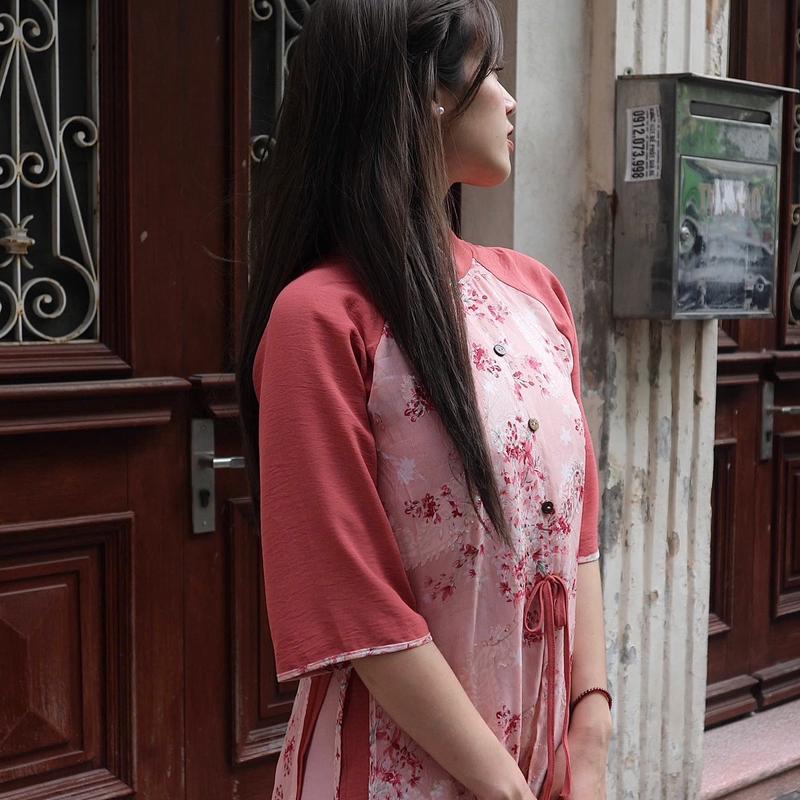 Set Áo dài cách tân nữ hoa nhí thiết kế 4 tà Nhật Quang,hoạ tiết hoa nhí dáng suông, áo dài vintage màu đỏ,vàng,xanh Women Dress 5