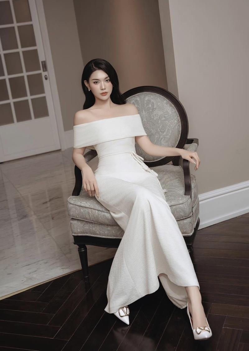 Product Introduction of ￼Đầm trễ vai dáng dài “ Shirina “ chất liệu xốp nhăn cao cấp sang chảnh by EM DESIGN 14