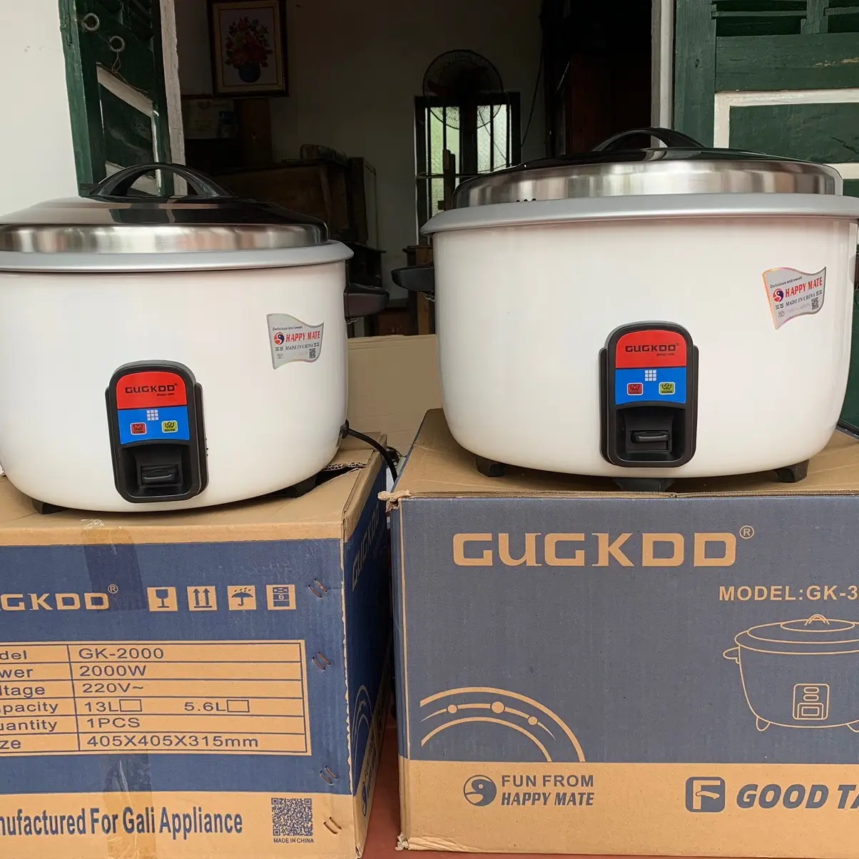 Nồi cơm điện 3l , 4.2l , 5.6l nắp rời . Kèm thìa, cốc đong nước Nồi trong bằng nhôm
