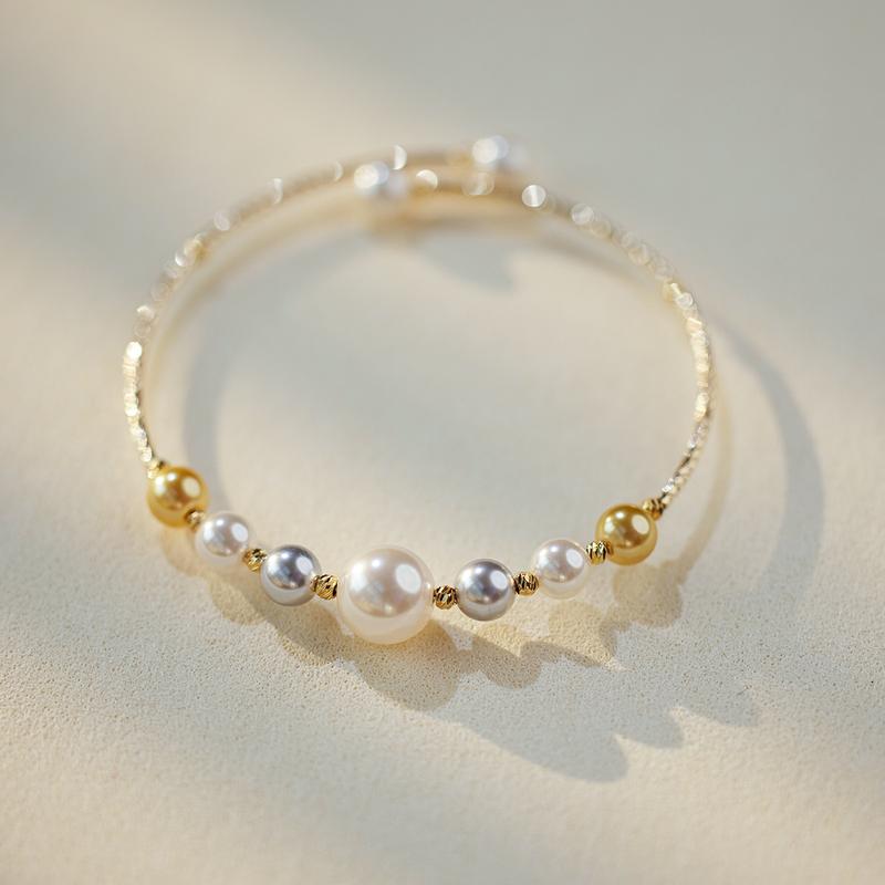 Product Introduction of Pearl Bracelet Women's Advanced Design Bracelet Light Luxury Minority Design Fashion All-Match 2024 New Accessories Wholesale 5