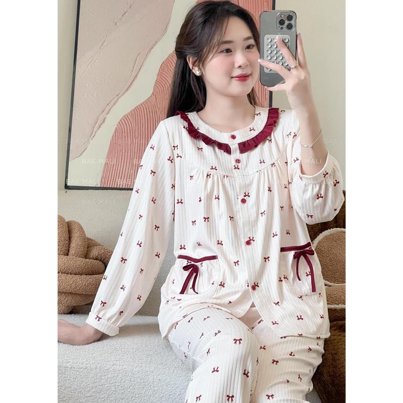 BAE MALI - Bộ mặc nhà dài tay nơ đỏ viền lụa SP548 0