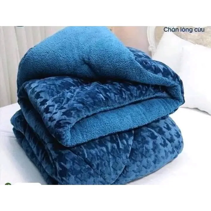 Chăn lông cừu chữ vạn cao cấp siêu dày 3 lớp 2mx2m2 đại hàn giữ nhiệt mềm mịn, không rụng lông . 4