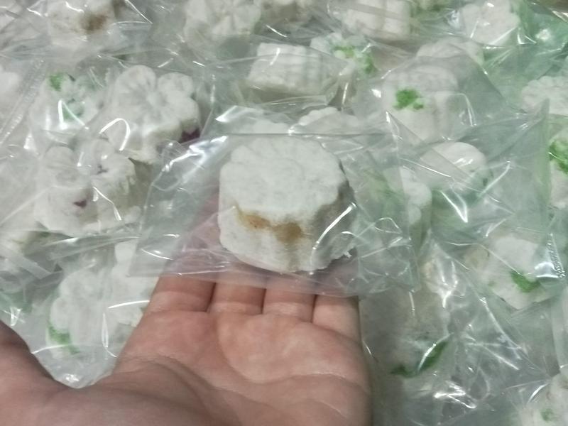 Product Introduction of 500g bánh in nhân dừa  non dẻo xốp thơm ngon Gói Gói Gói Tự nhiên Tự nhiên 4