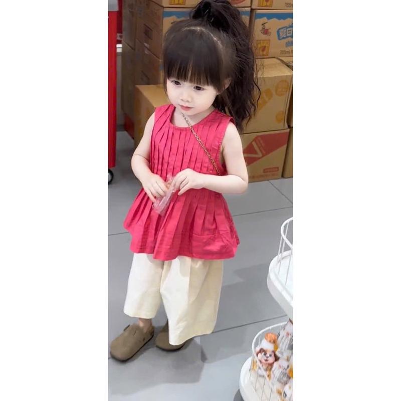 [ yếnnhi - B27] sét bộ cho bé gái mặc mùa hè , cho bé từ 10 đến 30 kg . Áo thô mát kèm quần kaki óng đẹp . 0