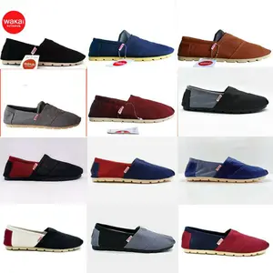 Sepatu Wkai slip on unisex pria-wanita Sepatu slip on