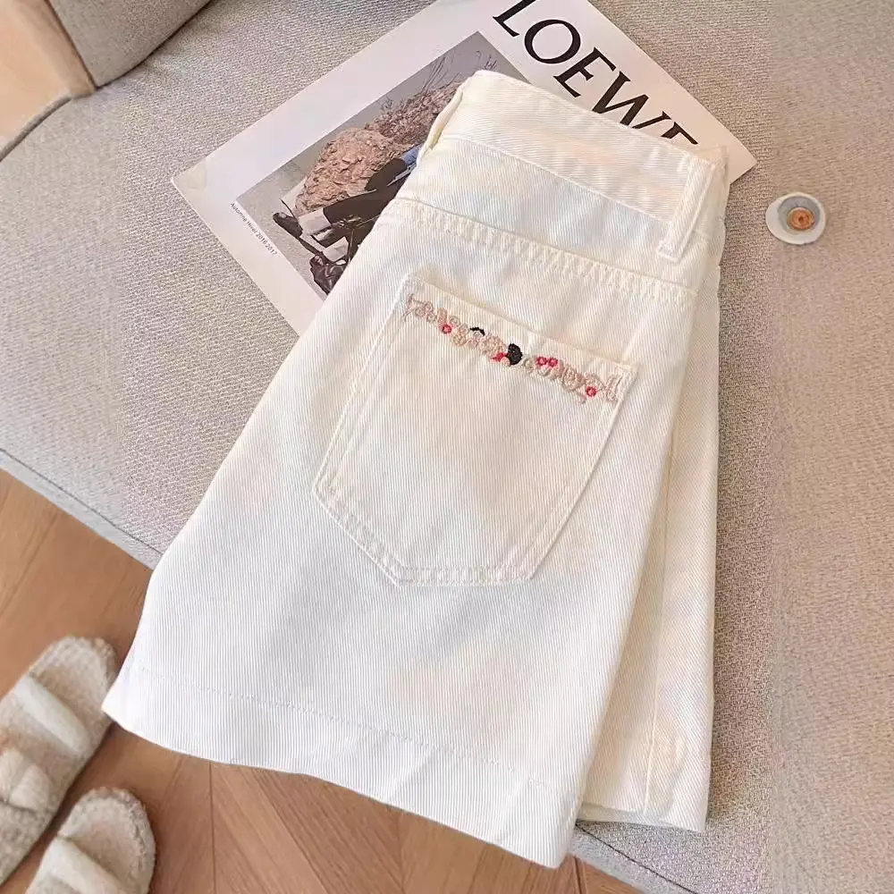 White embroidery straight denim shorts female 2025 summer new high waist loose thin a word wide leg hot trousers thin