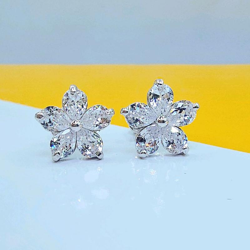 Bông tai hoa 5 cánh khoá vặn bt6800 xi kim bạc ý  Hoa Tai Women Hoa Tai bôngtai nữ