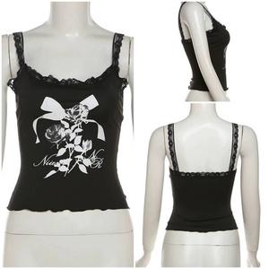 เสื้อสายเดี่ยว Y2K สีดำ AR04