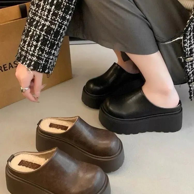 Dép nữ sục da Xịn chất đẹp đế cao bánh mì - GiàY - Shoes DéP Nhung 0