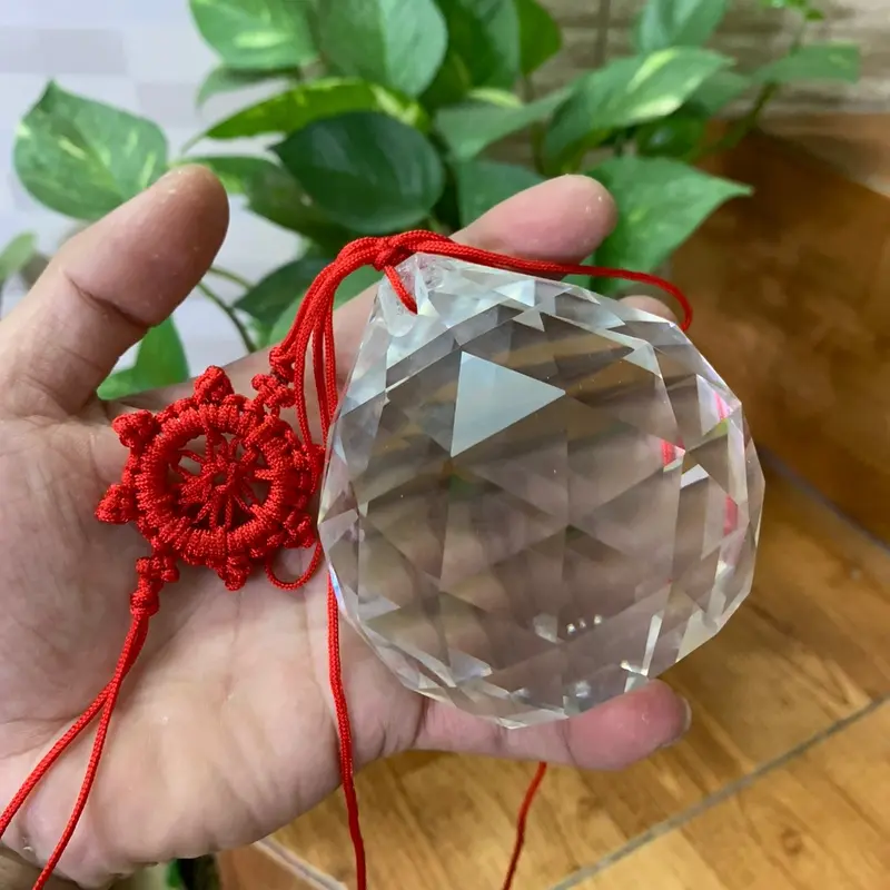 Quả Cầu Treo Thuỷ Tinh Phong Thuỷ Vát Cạnh Size 5cm, 6cm, 8cm Decor Thủy Tinh 2
