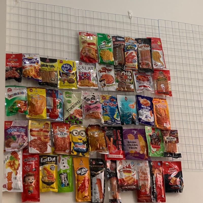 ￼COMBO Đồ ăn vặt CAY SIÊU HOT đồ 1k TIỆM CỔNG TRƯỜNG 20 GÓI Snack Food Thức Ăn Cay Chua Cake Candy Kem Phơi Khô combo tuoi tho