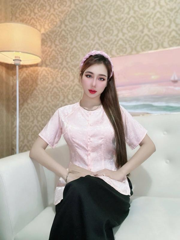  Xưởng May Hân Nguyễn - B.A121 -   BIGSIZE   Áo Bà Ba Gấm Hoa Mẫu Đơn Tay Ngắn Cài Nút Cổ Tròn 