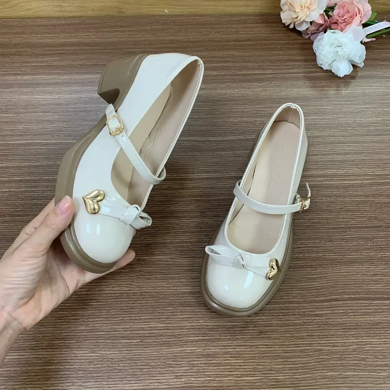 Giày lolita, giày bupbe, nơ tim gót vuông 5cm ,da bóng mềm,quai cài, đi học, đi chơi …( fom 1.5 lùi 1sz , chân tròn dày lấy đúng) Nữ Shoes mary jane 3