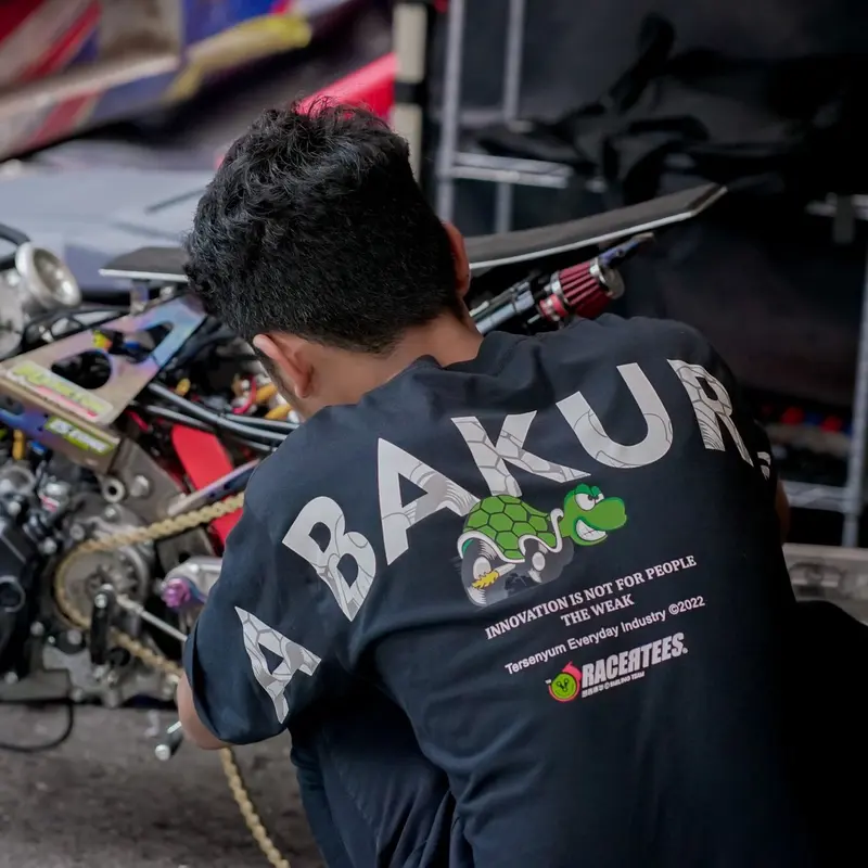 Kaos Racing Pria Racertees Abakura Racing #15 Hitam 3
