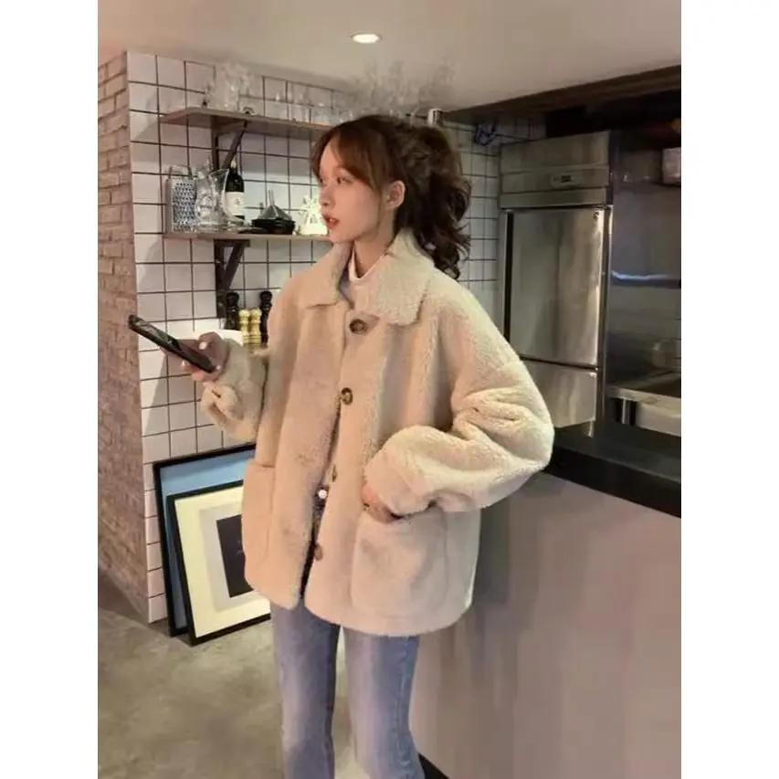 Petite Fleece-Lined Thickened Lamb Wool Coat for Women, New Korean Style Loose Sweatshirt for Autumn and Winter, Versatile for Students