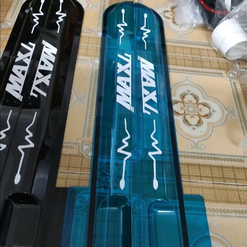 Vè che mưa howo max chuẩn vừa zin với xe 3