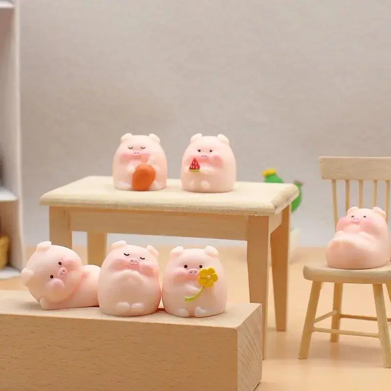 Kawaii Mini Pig Resin Ornaments Cute Pink Pig Model Figurine Car Accessory Home Office Table Decor Birthday Gift