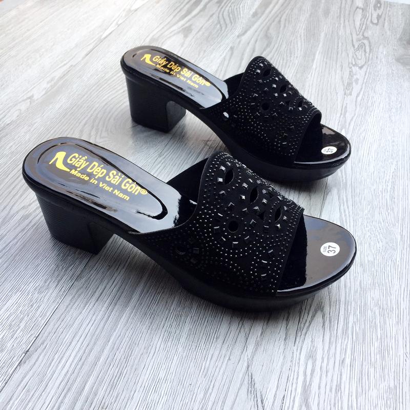 (Size ngoại cỡ 36-43) Dép nữ trung niên dính đá 5p, êm cho mẹ, cho bà 3