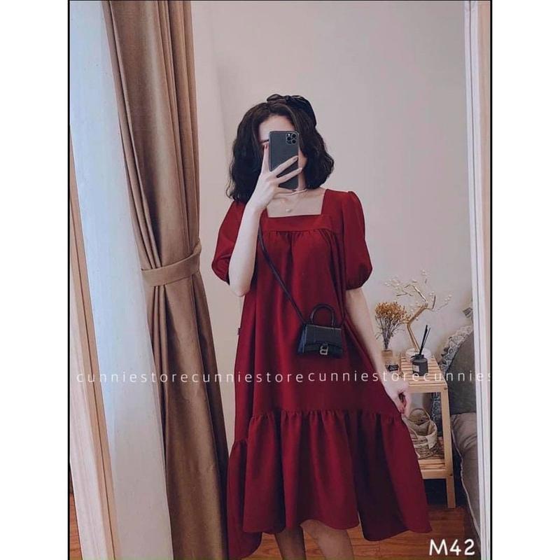 Đầm bầu cổ vuông đỏ chân cá sang chảnh