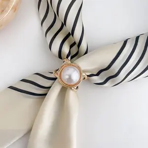 Gesper syal multifungsi 2026, gesper simpul pita mewah baru untuk pita kemeja dan syal persegi, gesper mantel dan ikat pinggang.